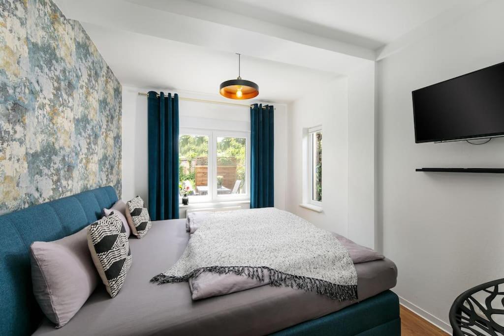Charmantes Townhaus Mit Garten, W-Lan & Netflix Potsdam Esterno foto
