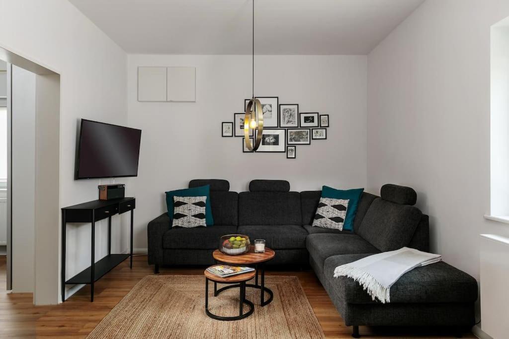 Charmantes Townhaus Mit Garten, W-Lan & Netflix Potsdam Esterno foto