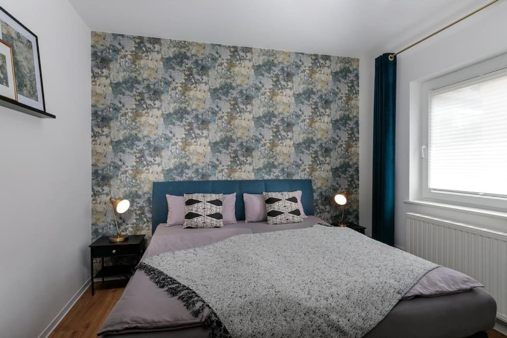 Charmantes Townhaus Mit Garten, W-Lan & Netflix Potsdam Esterno foto